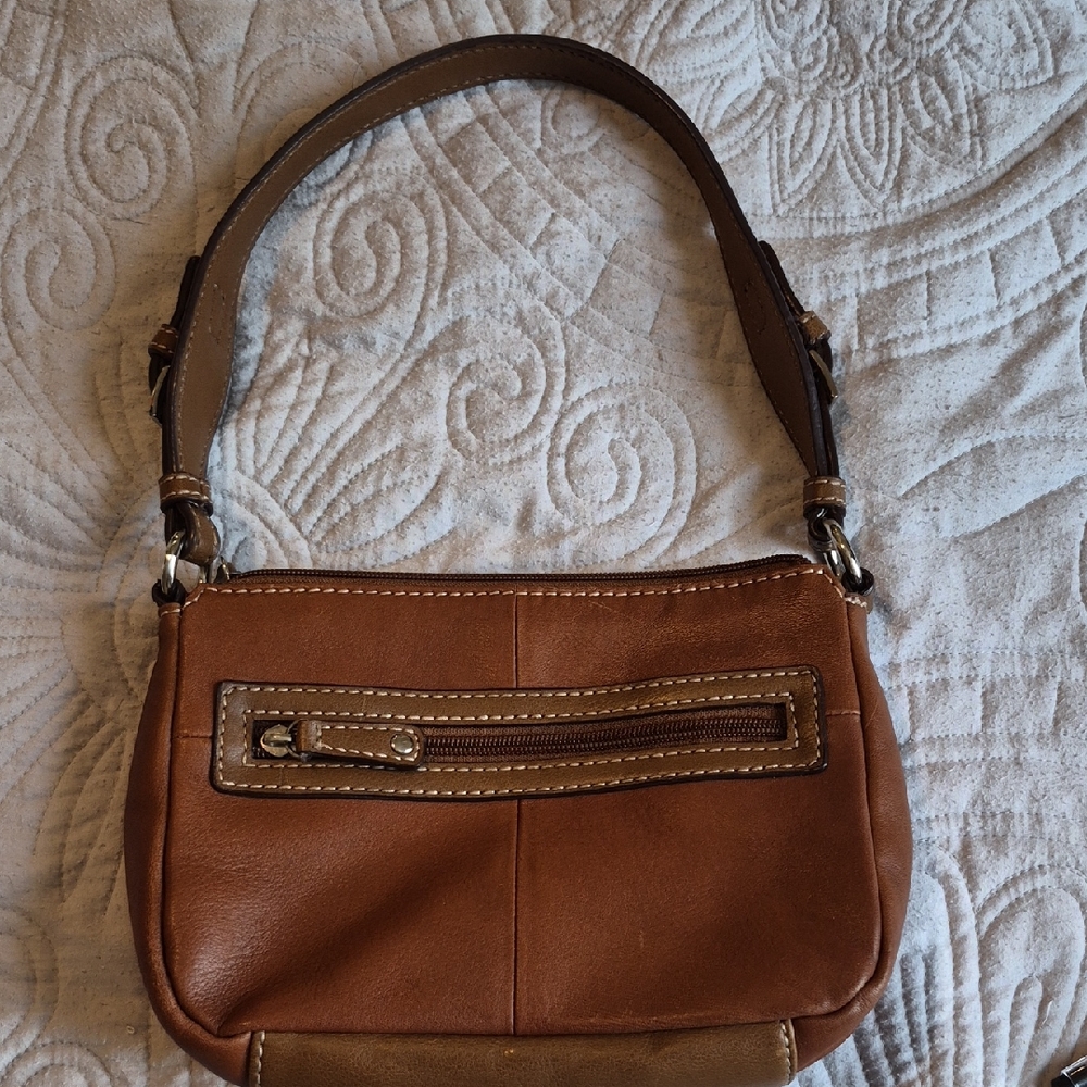 Cute Leather St. John's Bay Tan and Brown Shoulder Bag